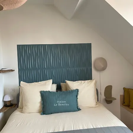 Bed & Breakfast Maison Le Beaulieu *